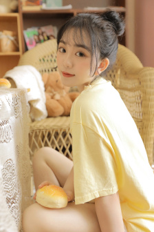 汤芳人体艺术照